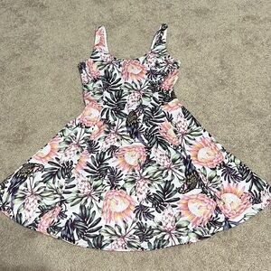 🌺 DIVIDED by H&M NEW w/o tags Tropical pink, green, white dress Size 4